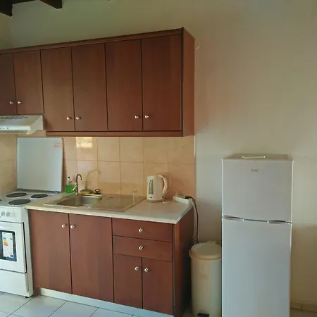 Apartment Ledakis